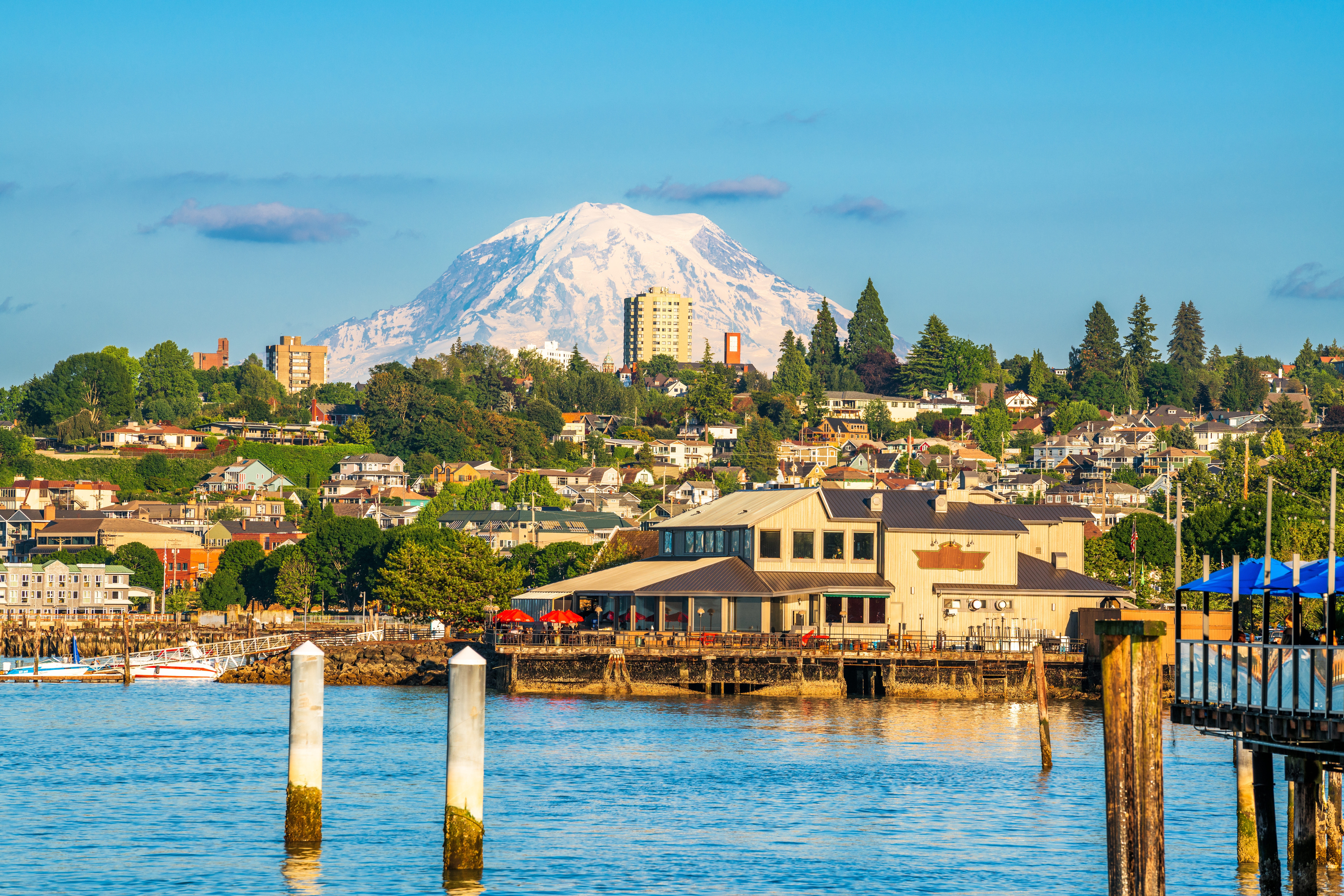 10 Reasons to Live in Tacoma Instead of Seattle