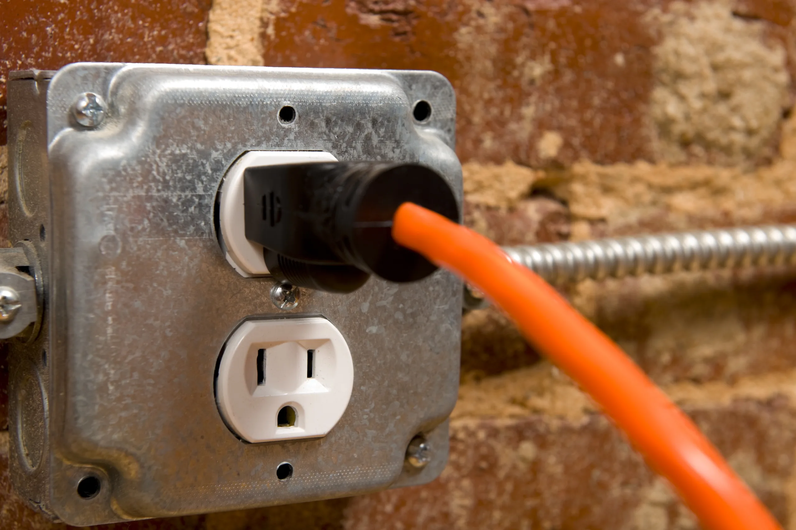 Everything You Need to Know About Storage Units with Electricity